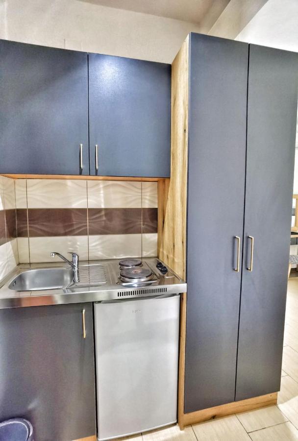 Md Apartments Улцин Екстериор снимка
