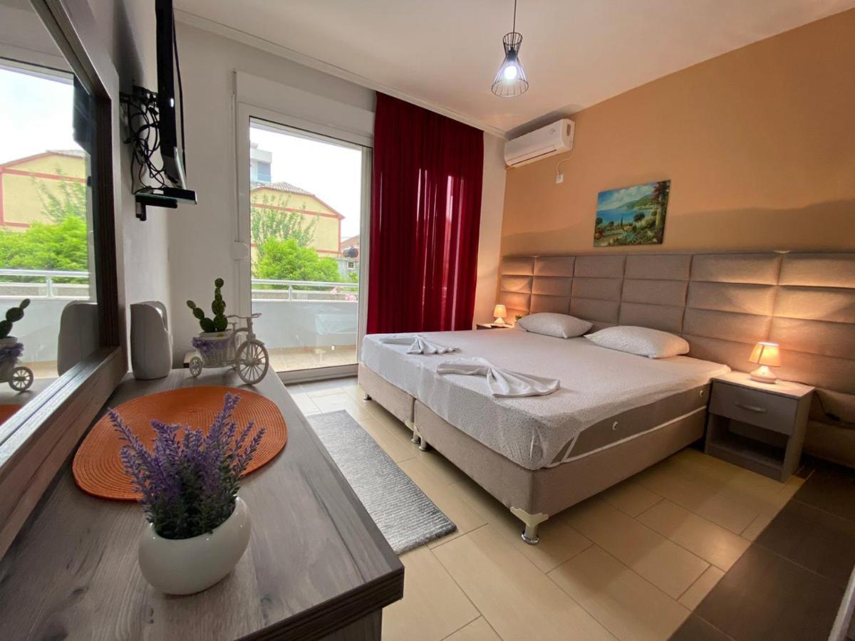 Md Apartments Улцин Екстериор снимка